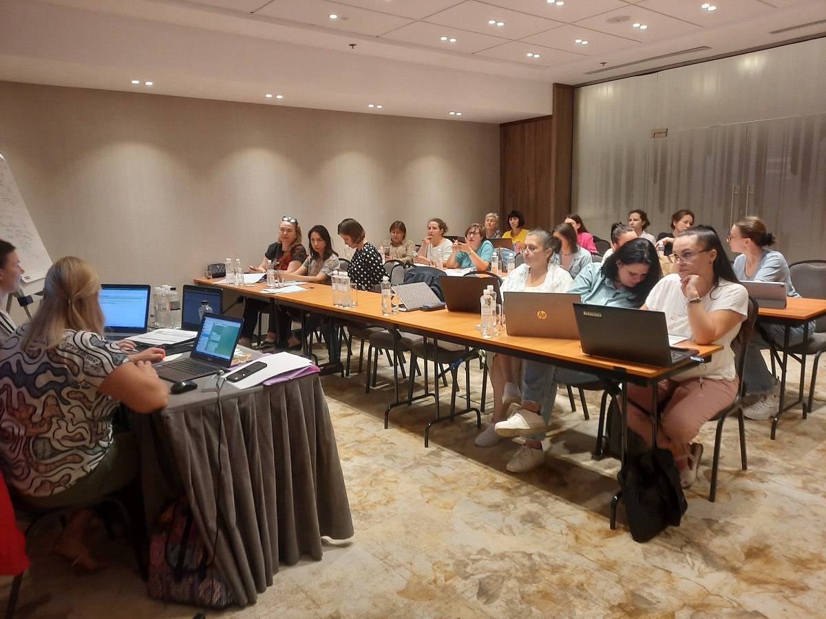 Мережа жіночих асоціацій